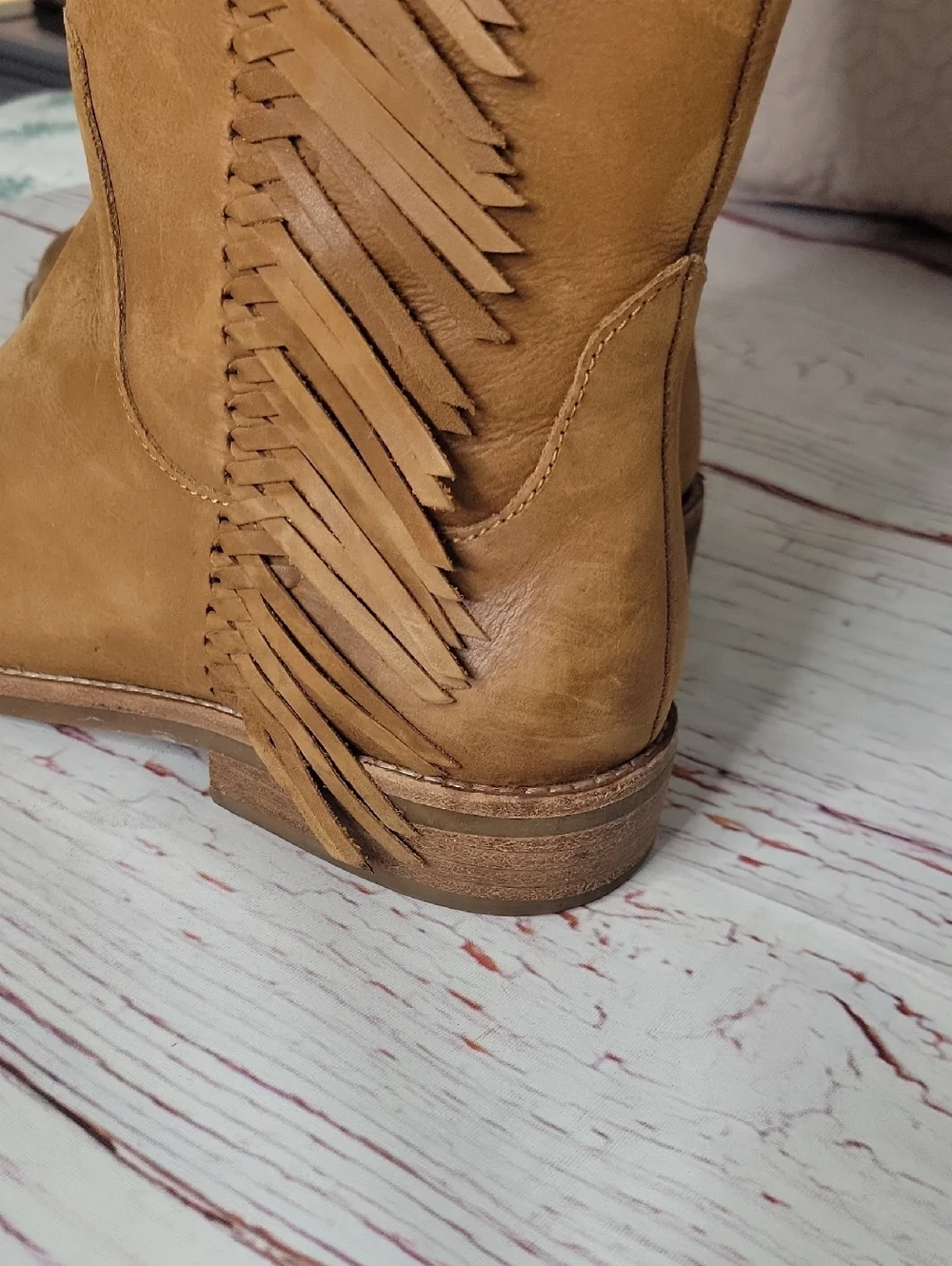 BASS Tall Tan Leather Women's Boots with Fringe NWOT Size 7.5
